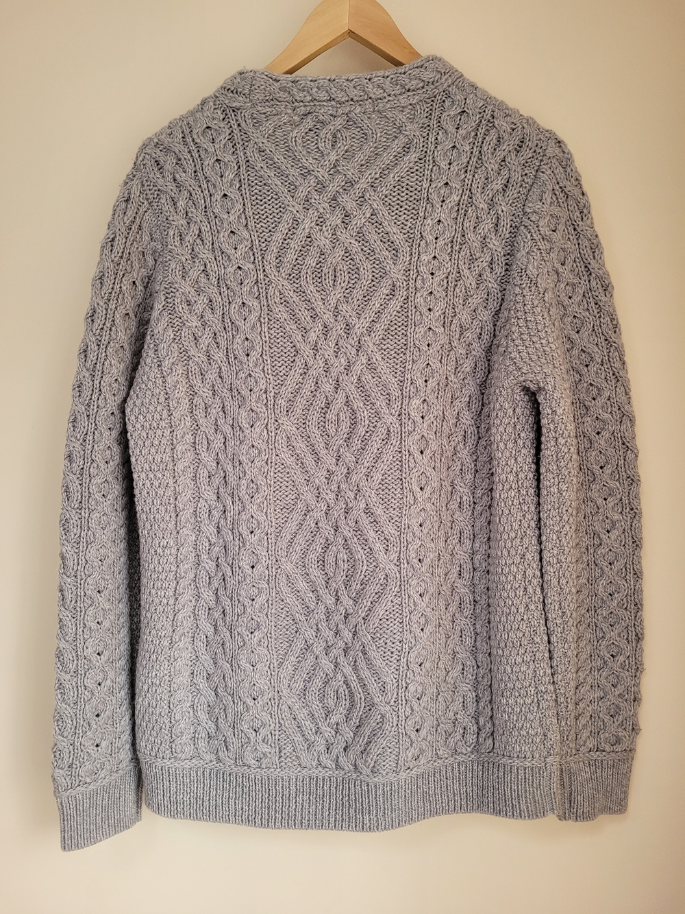NEW Aran Mor 100% Merino Wool Textured Cable Knit Crewneck Sweater With Pockets - Picture 3 of 12